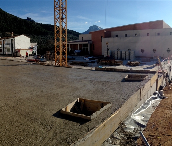 Aparcamiento Público Orcera (Jaén) 2015
