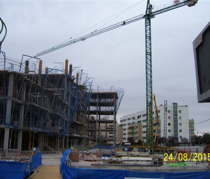 39 Viviendas Residencial Miradores de Trassierra (Córdoba) 2015