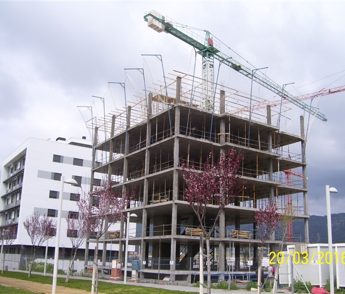 24 Viviendas Residencial Mirador de la Arruzafa (Córdoba) 2016