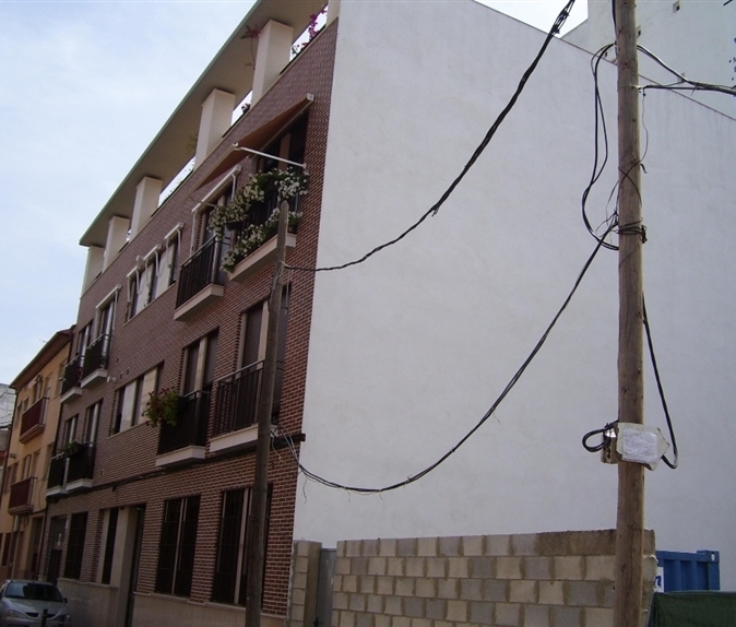 Edificio 8 viviendas Zona Alvaro Paulo