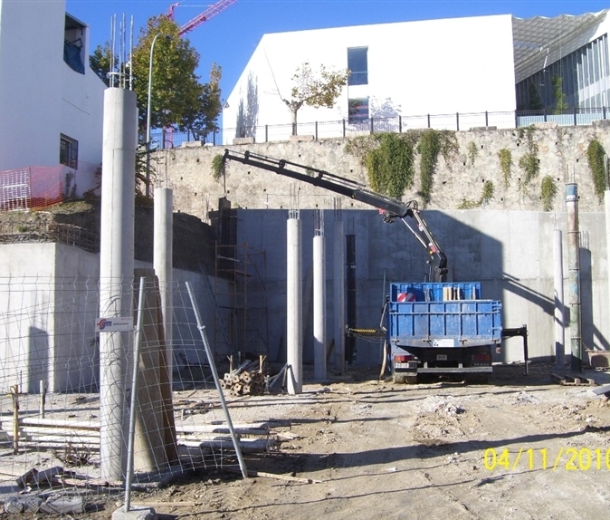 Plaza Alzada